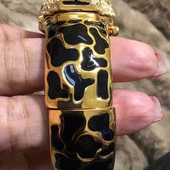 NWT,REAL COLLECTIBLES BY ADRIENNE,JAGUAR CUFF BRACELET WATCH. GORGEOUS, - Picture 2 of 9